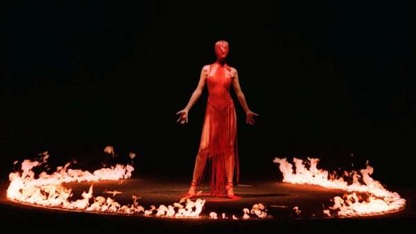 فشن شو الکساندر مک کوئین 1998